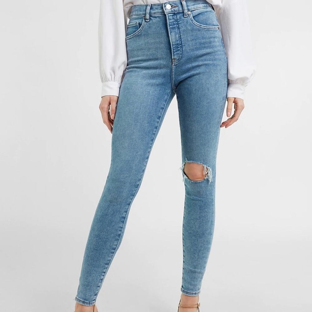 Super High Waisted Ripped Light Wash jeans Plus - Picture 2 of 2